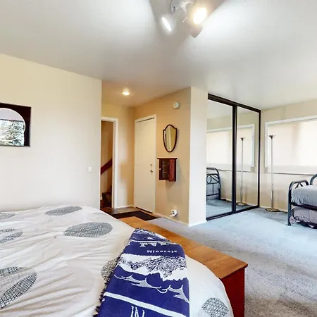 Bridges Townhome #13 Condo